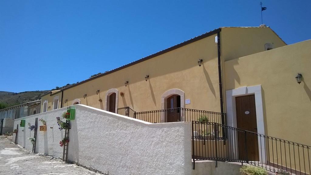 Monte Criscione Avola