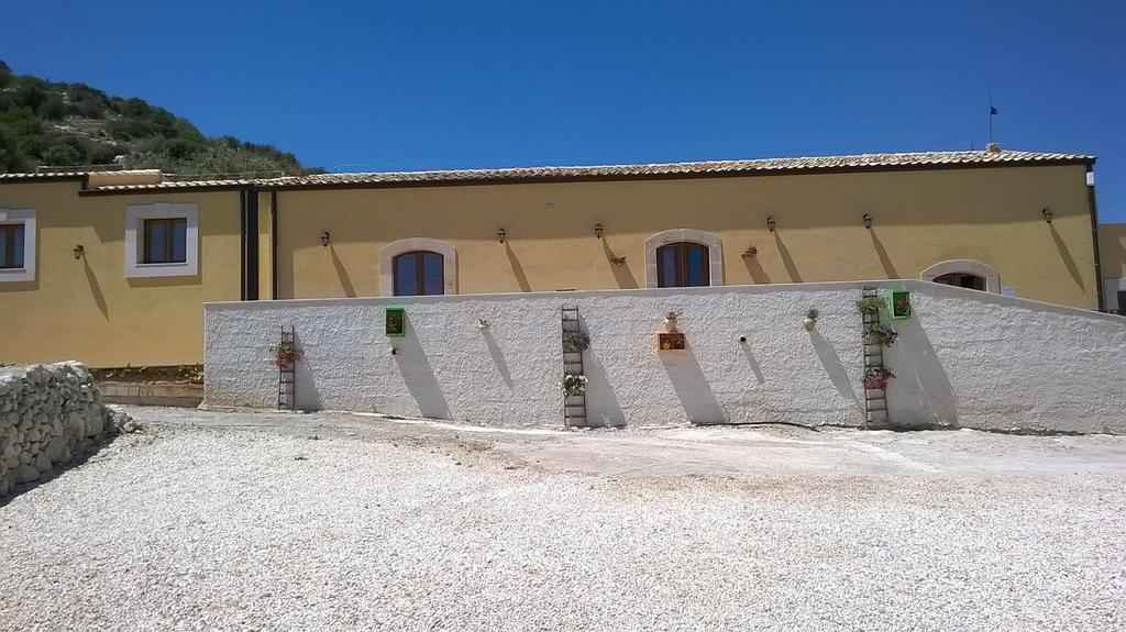 Monte Criscione *